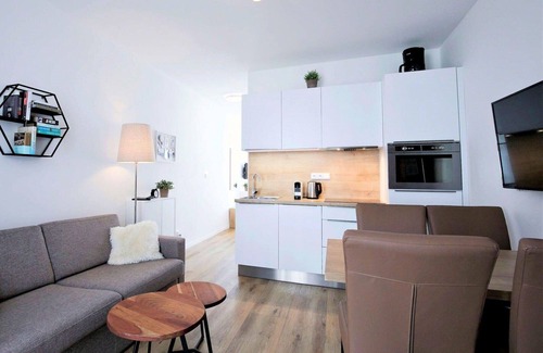 Lojzova Paseka Apartment | Cosy apartment for 2 guests with WIFI, TV, balcony and pets allowed