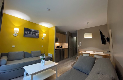 Serris Apartment | Cosy Apartment Dysneyland'Val d'Europe'Paris