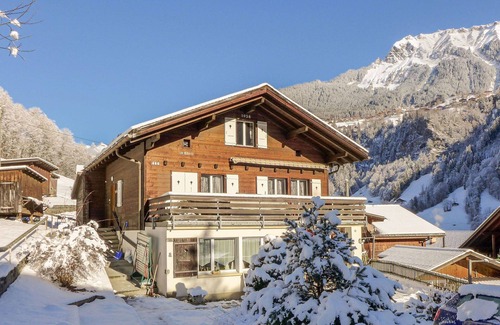 Lauterbrunnen Apartment | Cosy apartment for 4 people with WIFI and patio