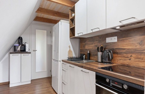 Karlovy Dvory Apartment | Cosy apartment for 5 people with WIFI, TV and terrace