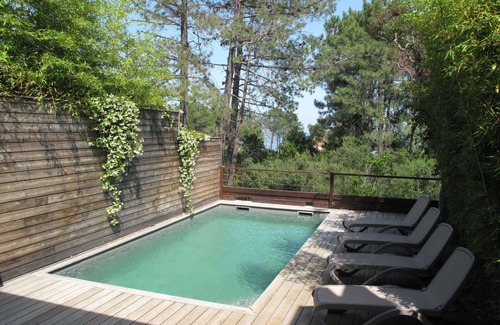 Favone Apartment | Cosy apartment for 6 people with WIFI, private pool, TV, terrace and pets allowed
