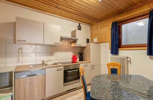 Albeck Apartment | Cosy apartment for 14 people with WIFI, TV and patio