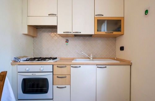 Vinchio Apartment | Cosy apartment for 2 guests with WIFI, A/C, pool, terrace, pets allowed, panoramic view and park.