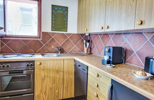 Vira Apartment | Cosy apartment for 2 people with patio, pets allowed and panoramic view
