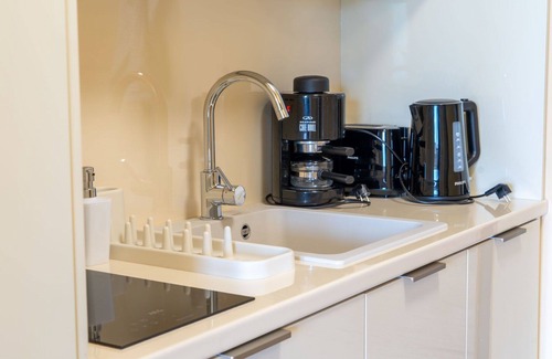 Strobl Apartment | Cosy apartment for 3 guests with A/C, WIFI, TV and balcony