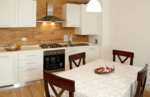 Raveo Apartment | Cosy apartment for 3 people with WIFI, TV and patio