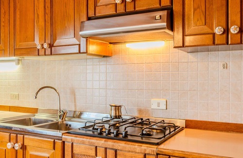 Taio Apartment | Cosy apartment for 3 people with WIFI, TV, patio, pets allowed and parking