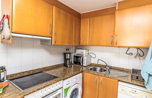 Peniscola Apartment | Cosy apartment for 4 guests with pool, A/C, WIFI, TV, terrace and pets allowed