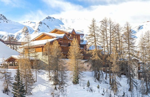 Plagne Soleil Apartment | Cosy apartment for 4 guests with WIFI, pool, TV, terrace and pets allowed
