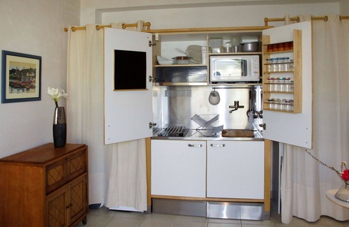 Lancieux Apartment | Cosy apartment for 4 guests with WIFI, TV, terrace and pets allowed