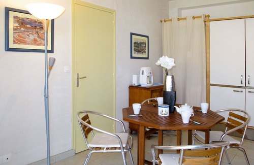 Lancieux Apartment | Cosy apartment for 4 guests with WIFI, TV, terrace and pets allowed