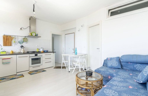 Bussana Apartment | Cosy apartment for 4 guests with A/C, WIFI and balcony