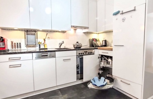 Davos-Dorf Apartment | Cosy apartment for 4 guests with WIFI, TV and balcony