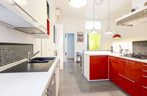 Ticinese Apartment | Cosy apartment for 4 guests with WIFI, A/C, TV, balcony and parking