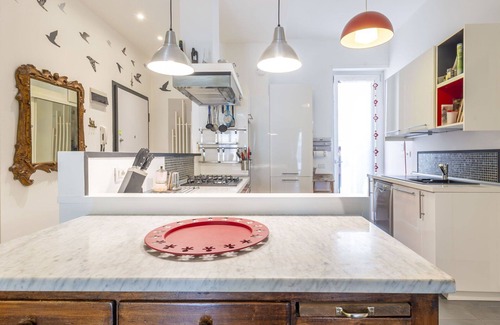 Ticinese Apartment | Cosy apartment for 4 guests with WIFI, A/C, TV, balcony and parking