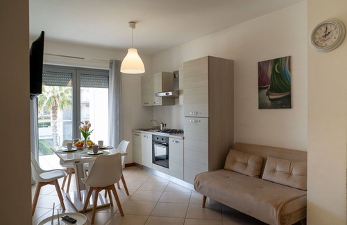 Silvi Marina Apartment | Cosy apartment for 4 guests with WIFI, pool, A/C, TV, terrace and pets allowed
