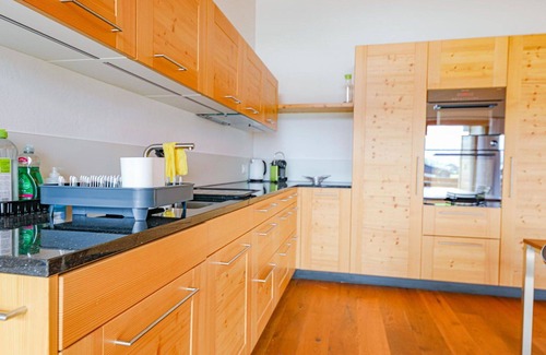 Lenk Apartment | Cosy apartment for 4 guests with WIFI and balcony