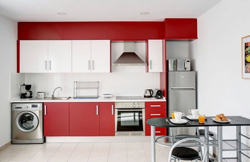 Vergel Apartment | Cosy apartment for 4 guests with pool, WIFI, A/C and TV