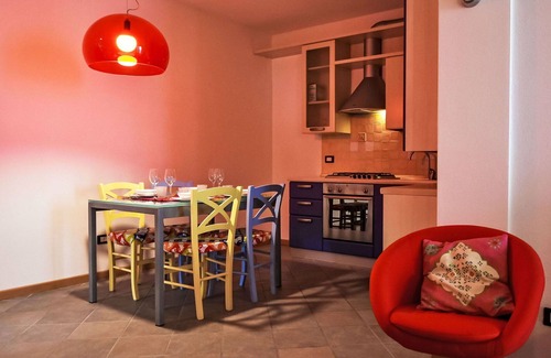 Morbegno Apartment | Cosy apartment for 4 guests with A/C, WIFI, TV and terrace