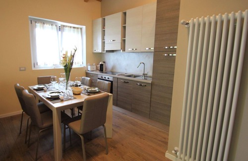 Oggebbio Apartment | Cosy apartment for 4 people with TV, terrace and pets allowed
