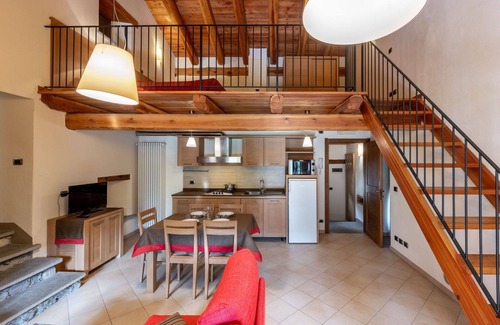 Sampeyre Apartment | Cosy apartment for 4 guests with pool, WIFI, TV and terrace