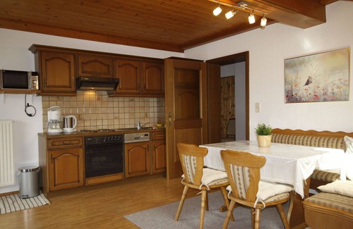 Arriach Apartment | Cosy apartment for 4 people with WIFI, TV, balcony and parking