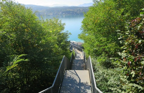 Techelsberg am Worther See Apartment | Cosy apartment for 4 people with WIFI, TV, terrace and parking