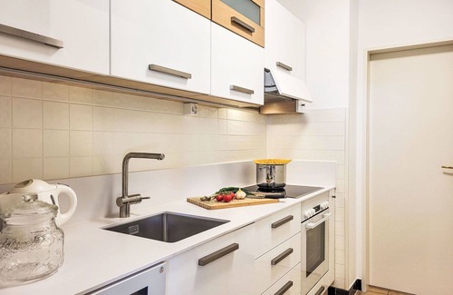 Comano Apartment | Cosy apartment for 4 people with WIFI, TV, balcony and parking