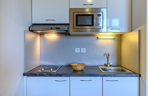 Baden Apartment | Cosy apartment for 4 people with pool, WIFI, TV, terrace and pets allowed