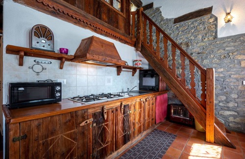 Avise Apartment | Cosy apartment for 4 people with WIFI, TV and pets allowed