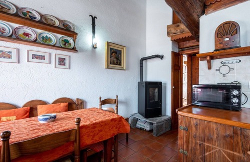 Avise Apartment | Cosy apartment for 4 people with WIFI, TV and pets allowed