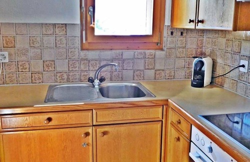 Lenk Apartment | Cosy apartment for 5 guests with WIFI, TV, balcony and pets allowed