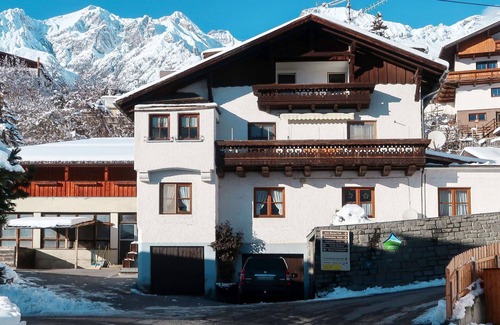 Grins Apartment | Cosy apartment for 5 people with WIFI, TV and balcony
