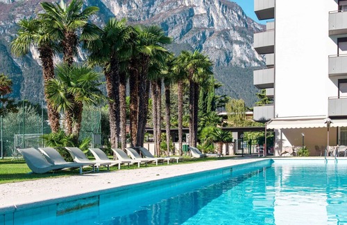 Riva del Garda Apartment | Cosy apartment for 5 people with pool, WIFI, TV and balcony