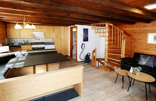 Saas-Fee Apartment | Cosy apartment for 6 people with WIFI, TV and pets allowed