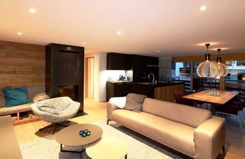 Saas-Fee Apartment | Cosy apartment for 6 guests with WIFI, TV and balcony