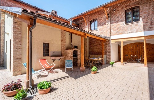 Mondovi Apartment | Cosy apartment for 6 guests with WIFI, TV and pets allowed