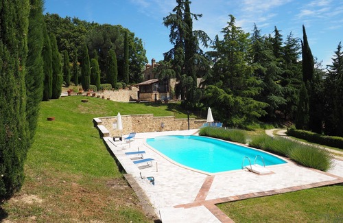 Volterra Apartment | Cosy apartment for 6 guests with pool, WIFI, panoramic view and parking, close to San Gimignano