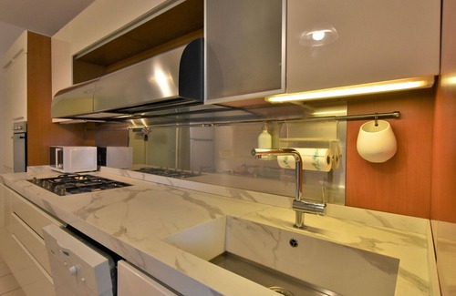 Ripamonti Corvetto Apartment | Cosy apartment for 6 people with WIFI, A/C, TV, balcony and parking