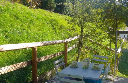 Verbier Apartment | Cosy apartment for 7 guests with WIFI, terrace, pets allowed and parking