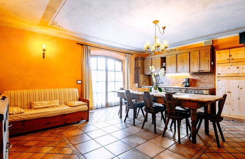 Coredo Apartment | Cosy apartment for 8 people with WIFI, TV, terrace, pets allowed and parking