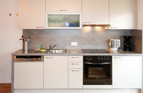 Tobadill Apartment | Cosy apartment for 9 people with WIFI, TV and terrace