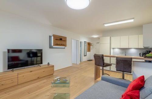 Annenheim Apartment | Cosy apartment for 2 people with WIFI, TV and terrace