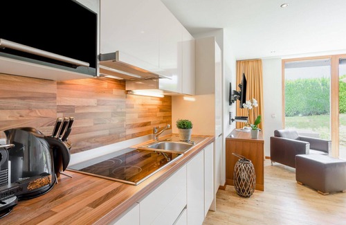 Furth Apartment | Cosy apartment for 6 guests with WIFI, TV, terrace, pets allowed and parking