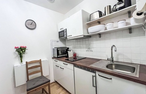 Sankt Urban Apartment | Cosy apartment for 3 people with WIFI, pool, TV and balcony