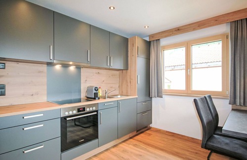 Oberau Apartment | Cosy apartment for 8 guests with WIFI, TV, balcony and panoramic view