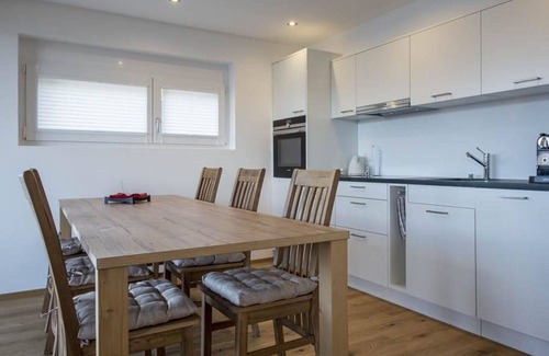 Bettmeralp Apartment | Cosy apartment for 6 people with WIFI, TV and balcony