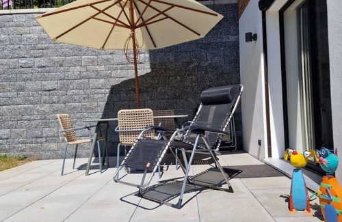 Zweisimmen Apartment | Cosy apartment for 4 guests with WIFI, TV and balcony