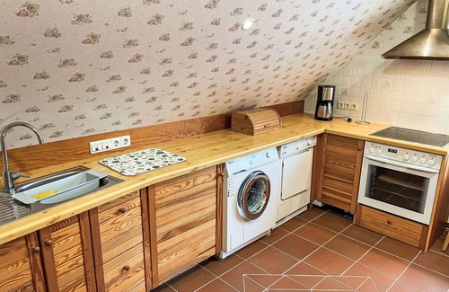 Wanna Apartment | Cosy apartment for 3 guests with hot tub, WIFI, TV, balcony and panoramic view