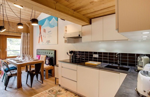 Val Claret Apartment | Cosy apartment for 8 guests with WIFI and TV